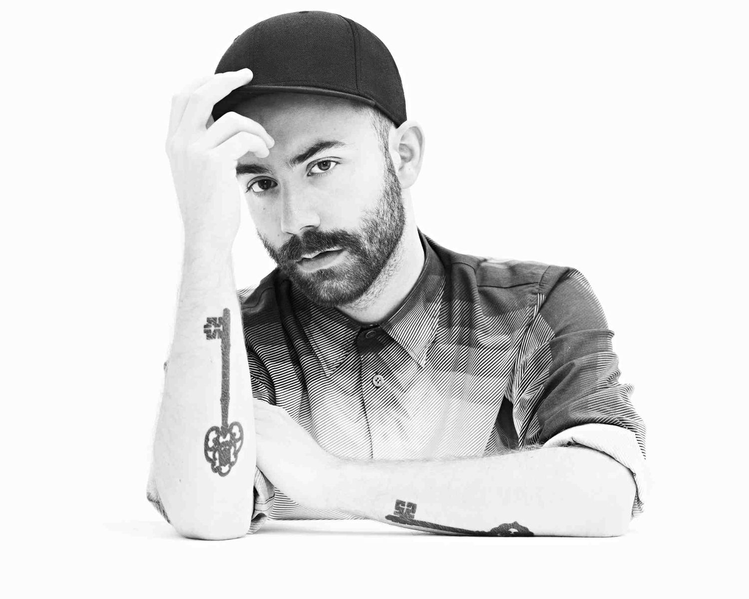 Woodkid. Woodkid Iron. Woodkid черно белое. Woodkid дома. Woodkid i love you